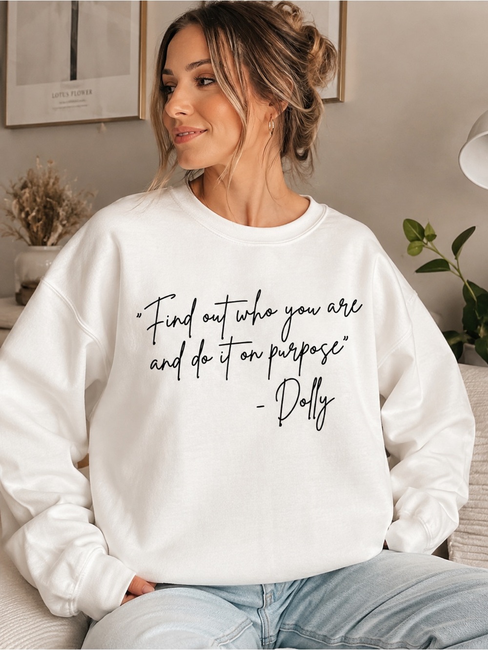 Dolly Parton sweater size large BRAND NEW